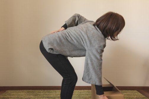 美容にも悪影響！？ぎっくり腰の前兆は“今”ケアすべきサイン