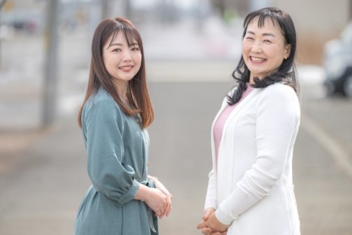 猫背・巻き肩を根本改善！40代・50代女性の美姿勢矯正プログラム