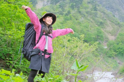 【股関節痛で美脚も台無し？骨盤調整で歩き姿からキレイに】