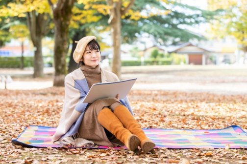 小顔矯正と美容整体で芸術の秋をもっと美しく楽しむ女性のために
