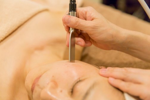 お顔にも筋膜リリース♪