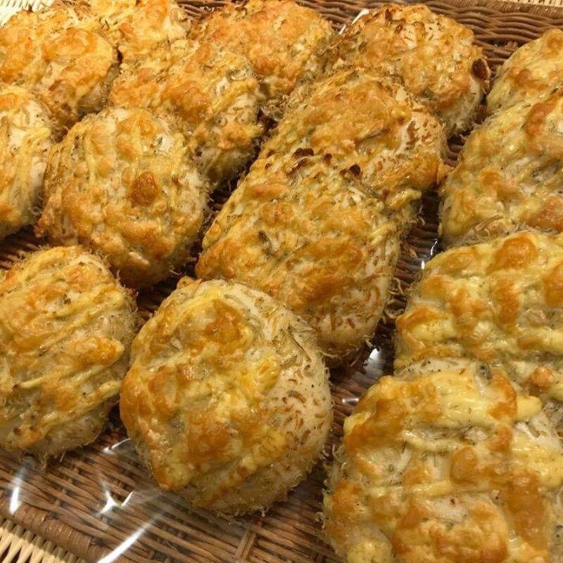 じゃこぱん　１００円