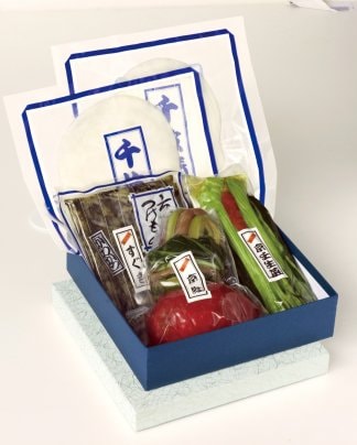 千枚漬セットの販売を開始いたしました。