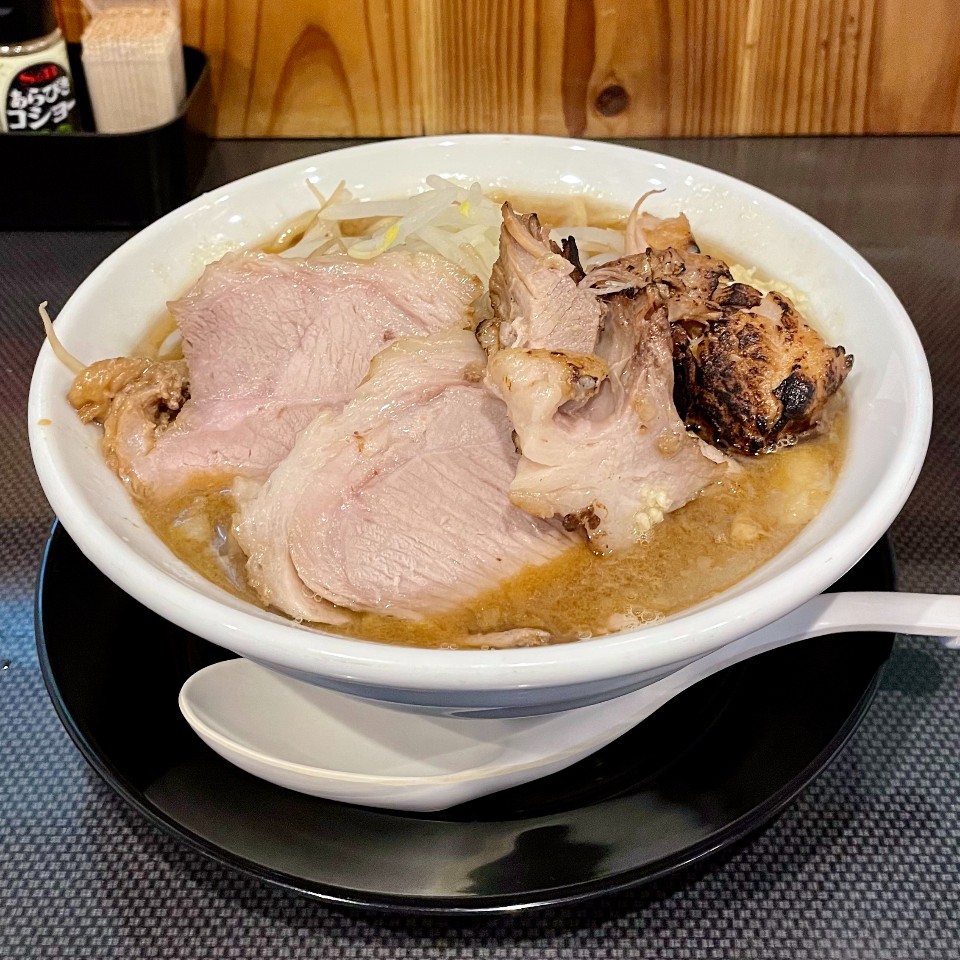 はじめまして、らぁ麺しん です🍜