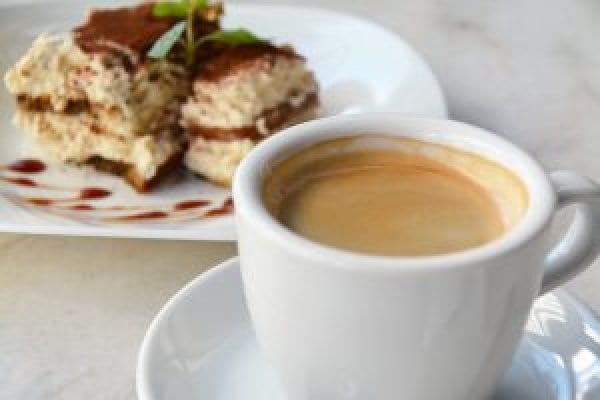 【デモクーポン】グルメランチ　ドリンク無料クーポン