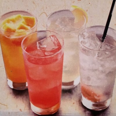 ソフトドリンク1杯無料クーポン