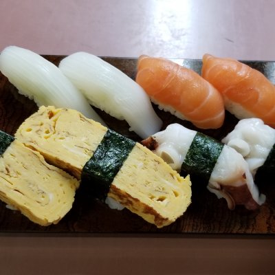 お寿司２貫無料！！