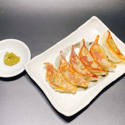 【期間限定】まんまる特製・餃子６個入り無料クーポン‼