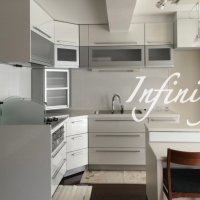 インフィニティー
