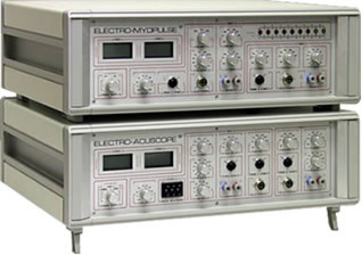 アキュスコープ８０Ｌ＆マイオパルス７５Ｌ（アメリカ製 NASAで開発）愛媛県西予市　おかだ整骨院・整体院　捻挫、肉離れ、オスグッドなどスポーツ障害ならお任せください。