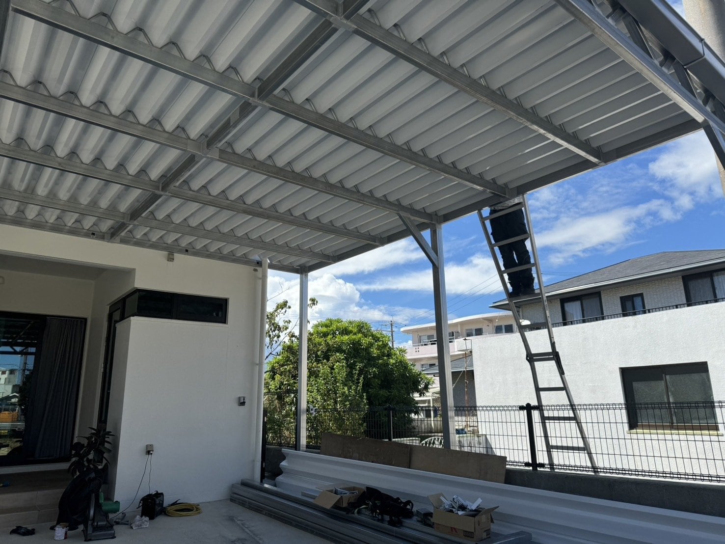 サッシ設置工事②_F.in.あいでん