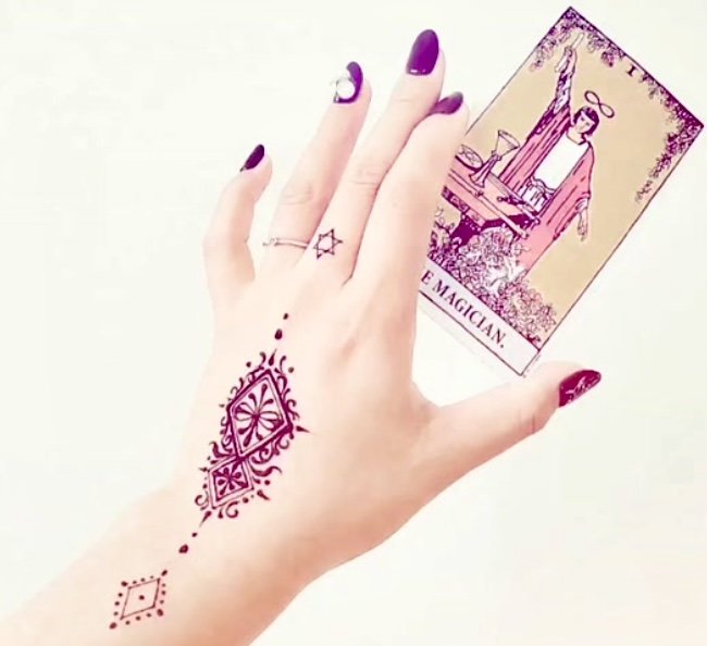 ヘナ＆タロット