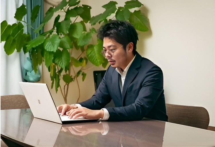 中村格なかむらいたる|現状打破コーチング