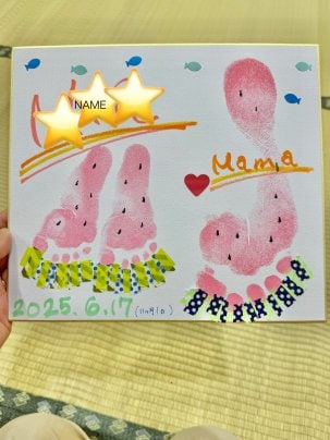 子ども家庭支援センターで手形足形アート♪
