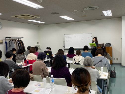 敏感肌の人でも大丈夫！自然療法の視点で作るスキンケアローション講座　終了しました