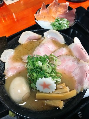 まぐちゃんらーめん 響が丘店（山梨）
