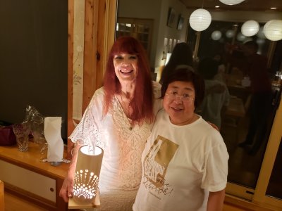 ジャネット・アット・ウッドの誕生日に竹あかりをプレゼント