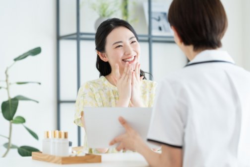 女性の口臭対策は整体でも可能！肩こり・血流改善で口内環境を整える