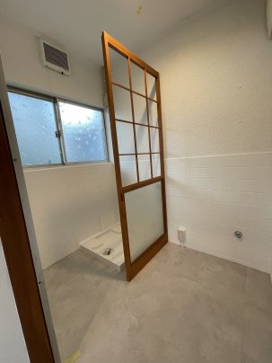 築50年アパートの古建具を再利用