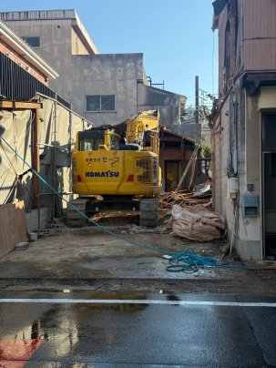 解体工事を行っています！