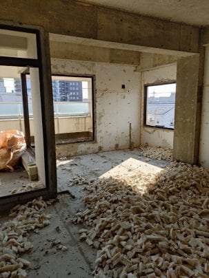 解体現場、分別風景🎶