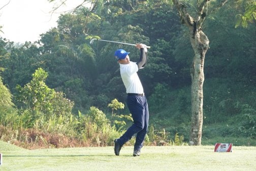 社会人でただ１人２日目進出の袖山が奮戦