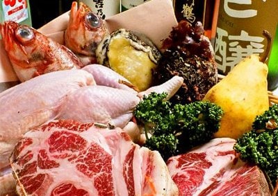 新潟の地元食材と地酒がたくさん！！