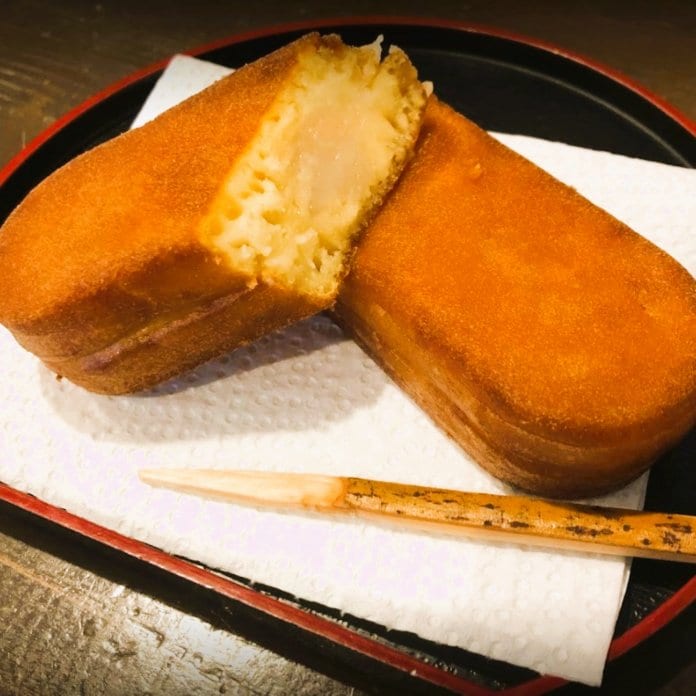 当店オリジナルの揚げ饅頭