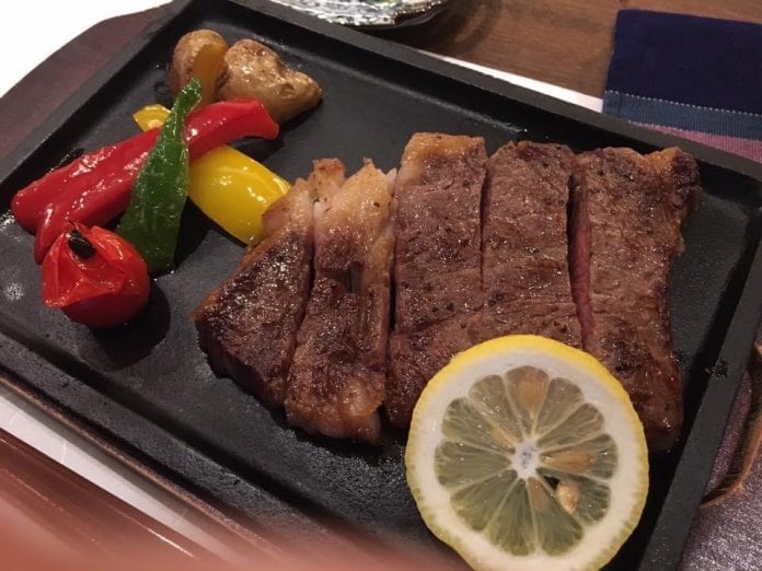 漢方和牛のステーキ