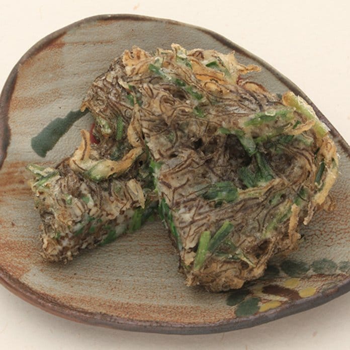 もずくと島らっきょうのミックスかき揚げ