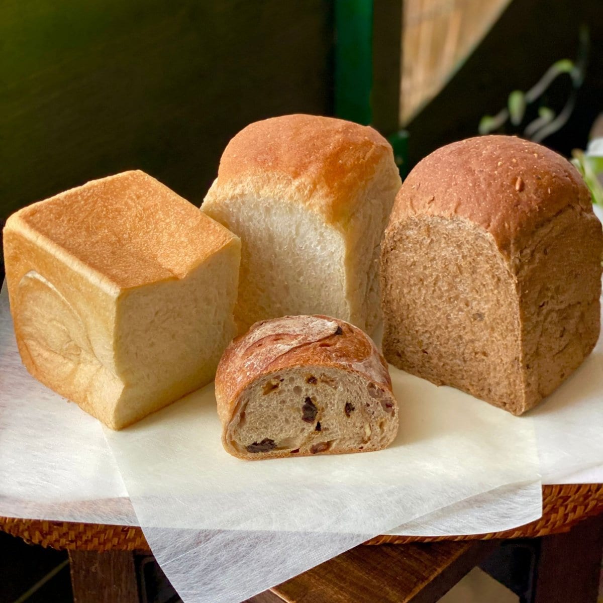 愛知県で天然酵母パンの薪窯焼き｜緑と風のダーシェンカ