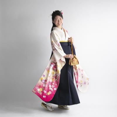 【ルビーセット】スタジオミナヨ1番人気！『プレミアムアルバム』3面3カット入り1冊と、アルバムまるごと飾れるフレーム付いてきます。