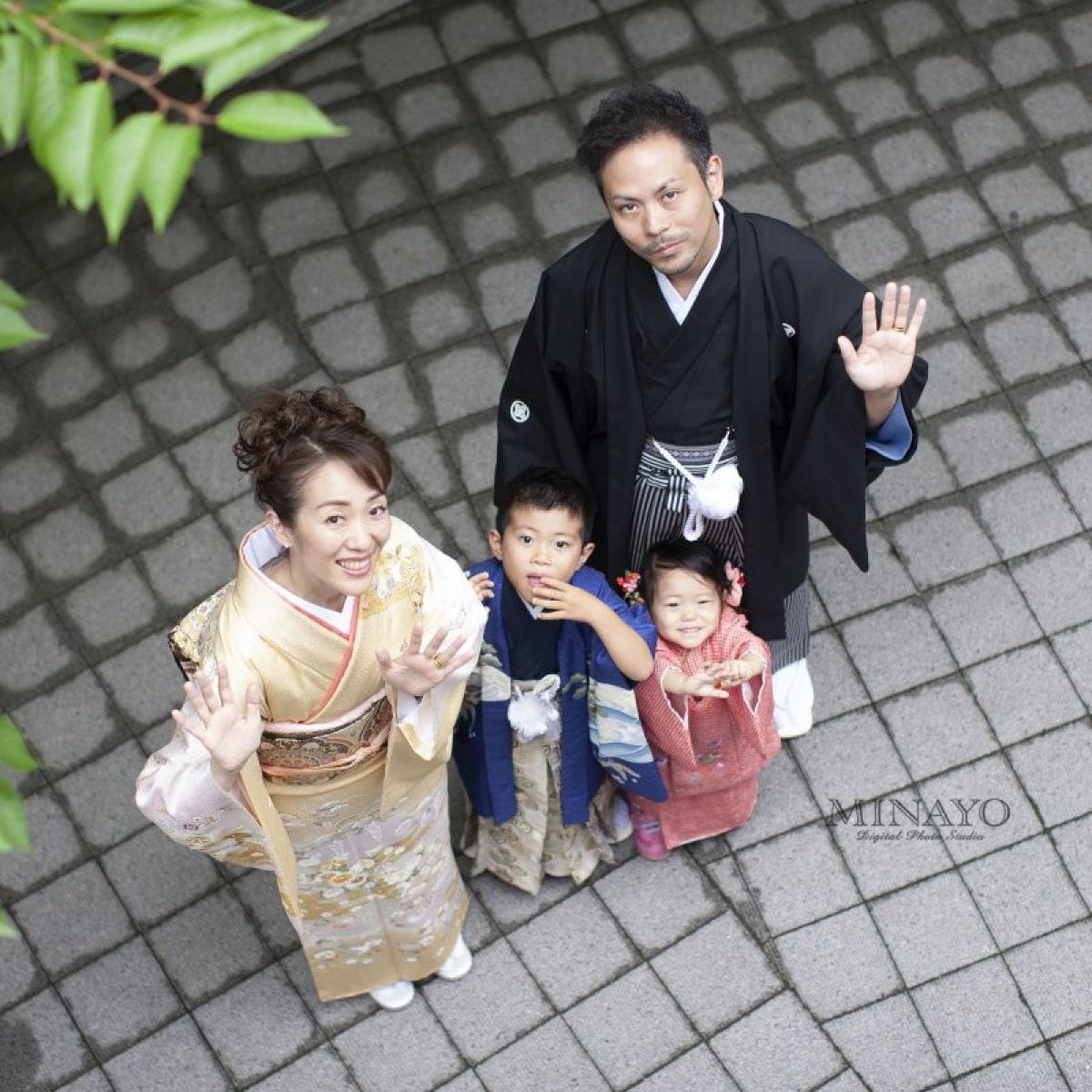 【ドレスオプション付き！ミナヨの衣装レンタルで撮影も！お出かけも！まるっとプラン】7歳向け・七五三記念撮影