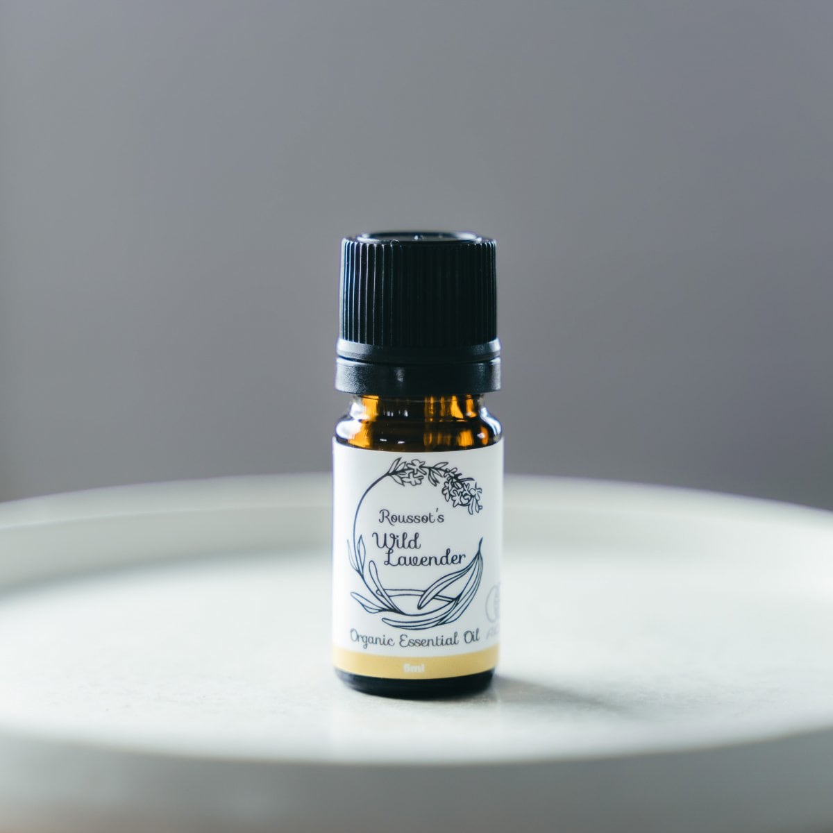ラベンダーヌーヴォー・2025年製ルソーさんの有機ワイルドラベンダー精油