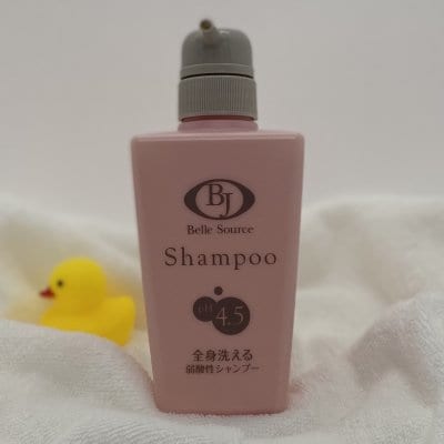 すっぴん髪になれるシャンプー  400ml / ベルスルス シャンプー(しっとり)/ベルジュバンスエージェンシーのロングセラー商品です。