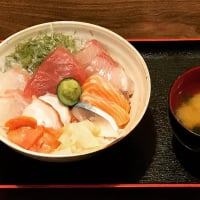 ランチ限定！日替わり海鮮丼