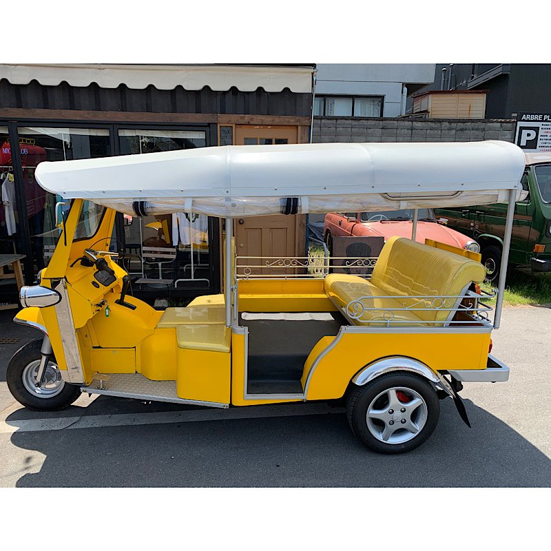 トゥクトゥク（ツクツク）4人乗り！(タイの三輪タクシー) 車体本体価格
