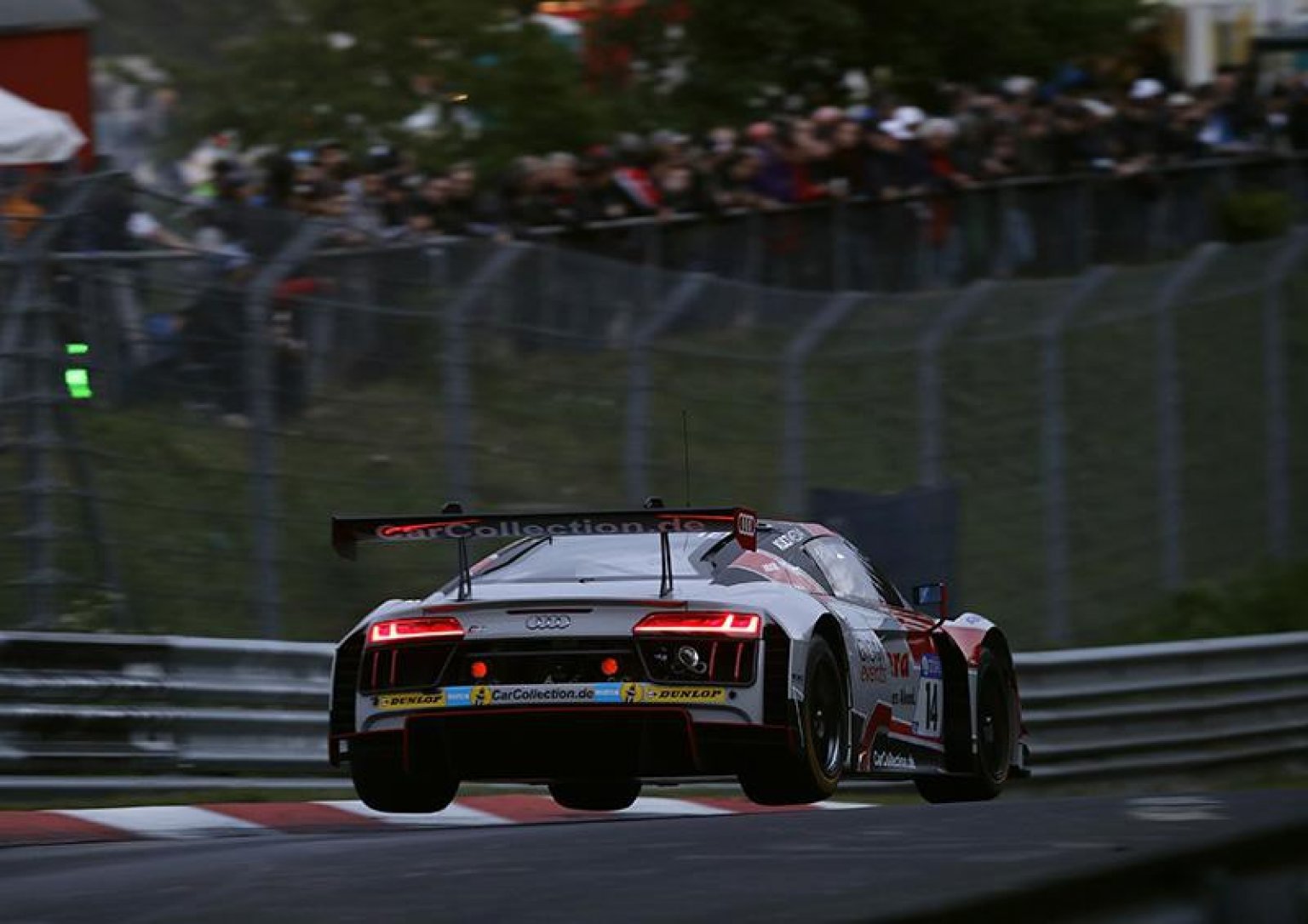 小原康二のドイツ・ニュルブルクリンク12時間耐久レースを応援しますチケット