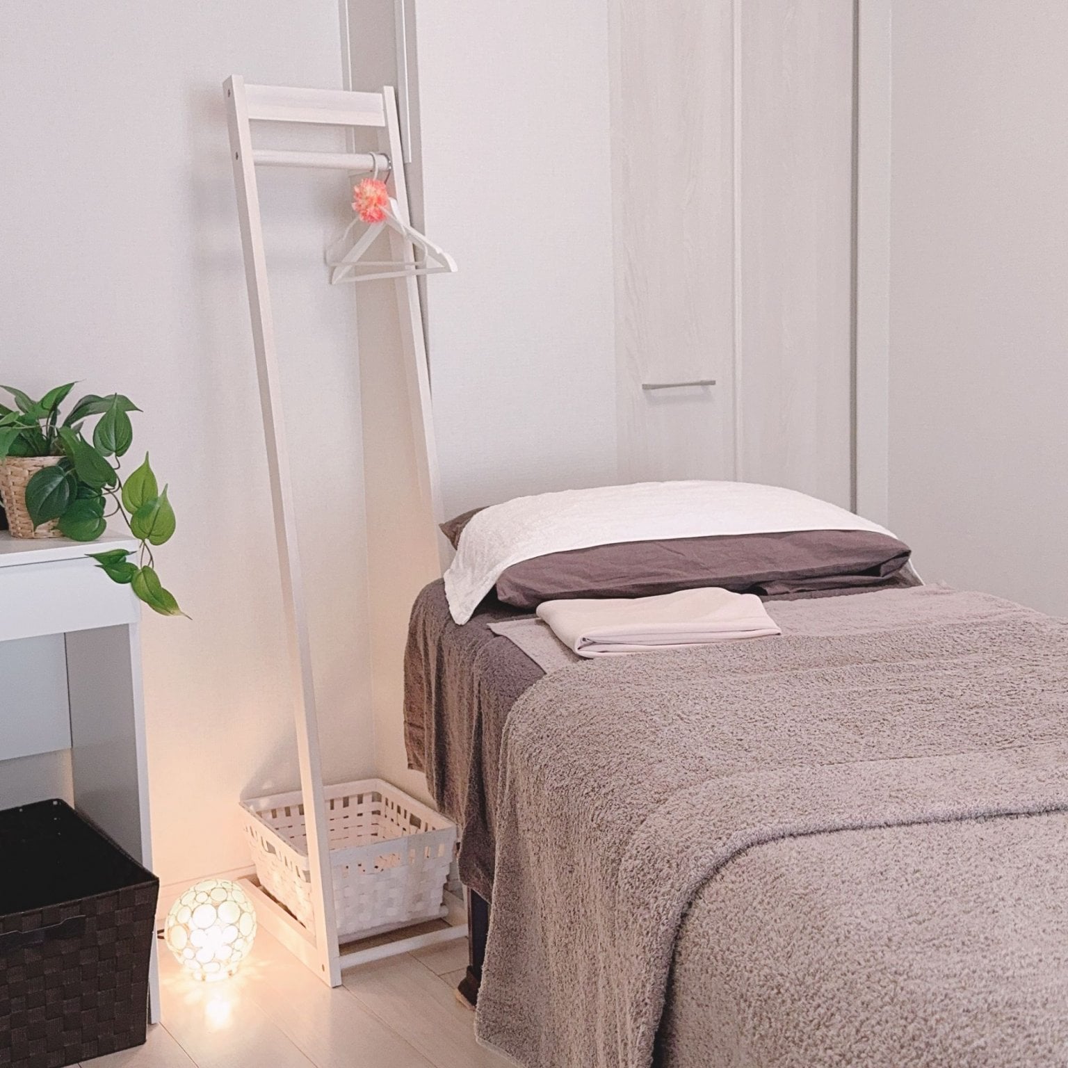 腸もみ[腸内環境を整え温かい体に・便秘改善・痩せ体質に］