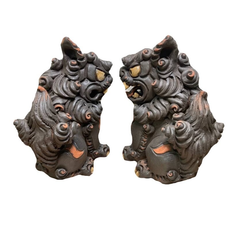 シーサー 黒とベージュ 陶器 陶器 沖縄 シーサー 約10さcm 獅子の置物 黒とベージュ 魔除け 美品