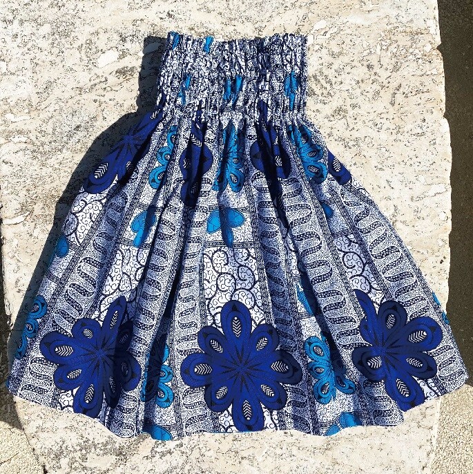 3】フラダンスパウスカート アフリカ生地風 青 花柄
