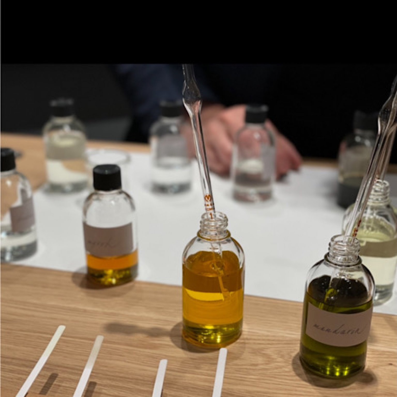 福岡パーソナルセッション/高ポイント/オリジナル調香（ブレンド）/天然の香り/精油＋フレグランスミスト