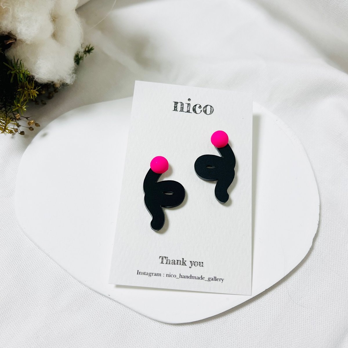 カラフルピアス(ピンク)