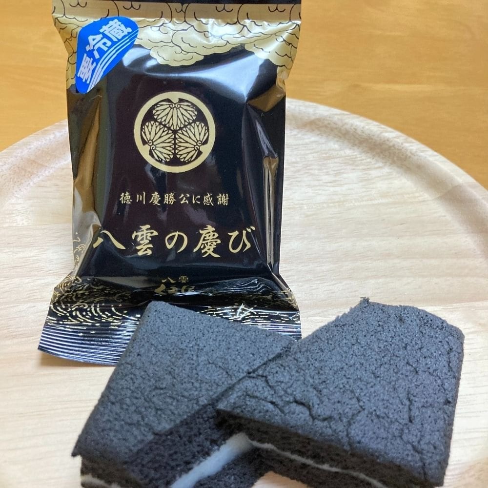 今話題の腸活ができるスイーツをご紹介‼八雲の慶び 8個入り 北海道内