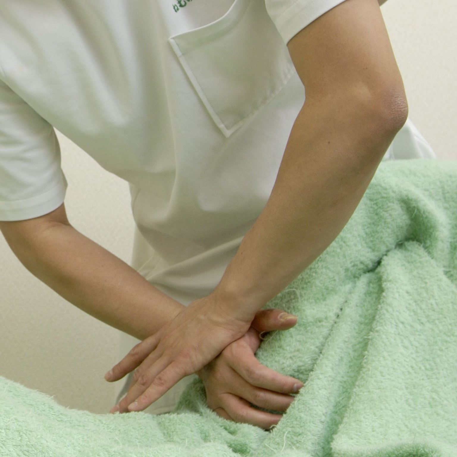 初回の方限定【メンタル整体５５分】自律神経失調症など心身の不調をラクにしたい方向け｜市川市市川駅｜全身深層筋マッサージ｜トリガーポイント療法｜レイキヒーリング｜お試し料金