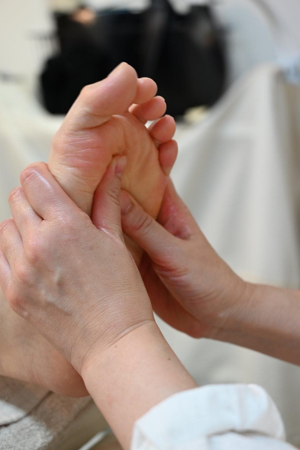 スペシャルフットケア／お悩みに合わせたフットケア&ハンドケア付き／フットスパでリラックス