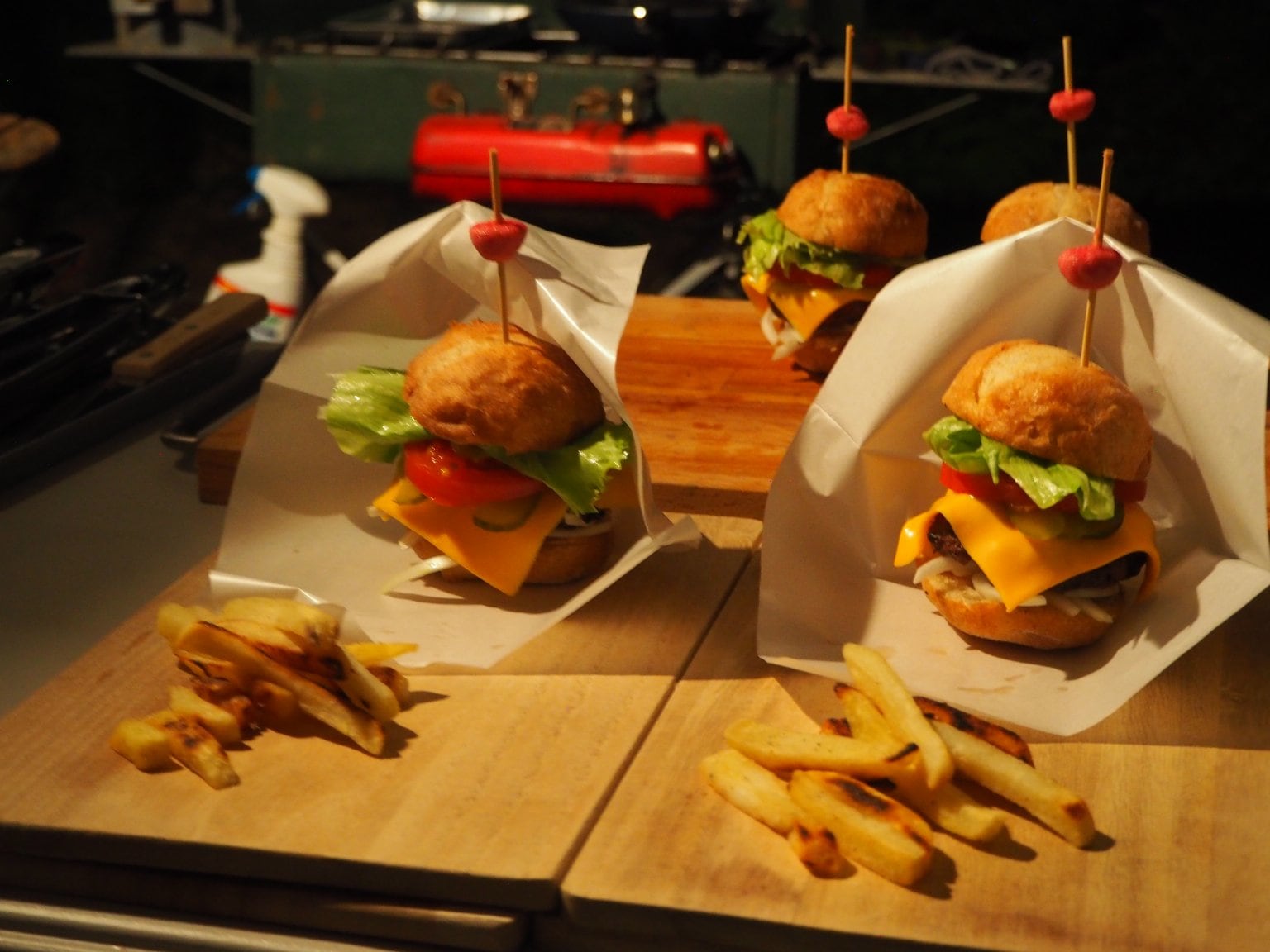 調理はすべておまかせ‼︎【贅沢な大人のケータリングBBQ特別プラン】ミドルシーズン（4名様以上6名様以下限定のプラン・食材調理付き）※ご利用人数分のチケットをご購入ください。