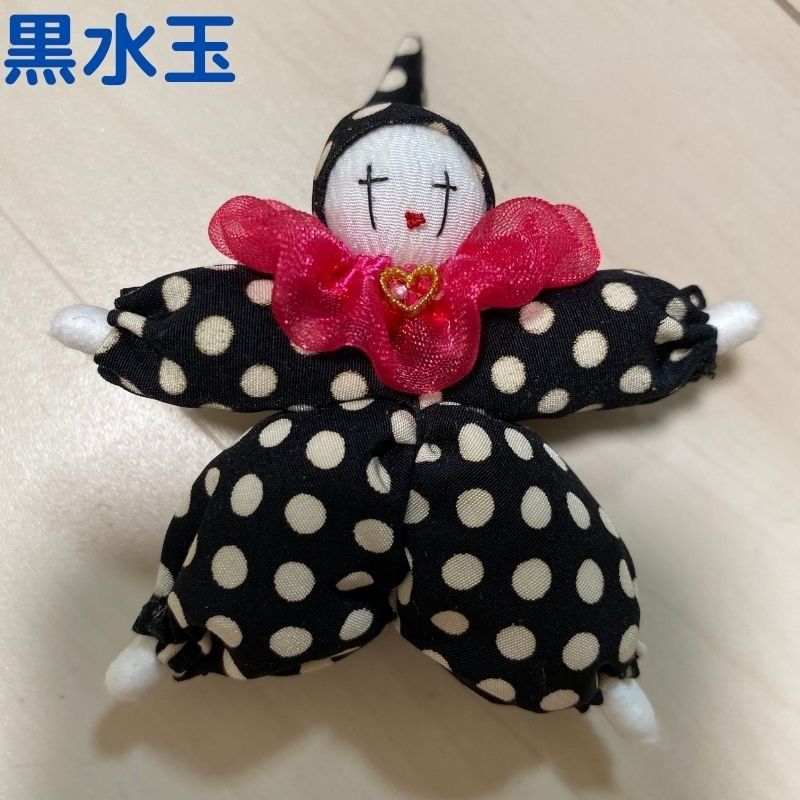 ピエロブローチ