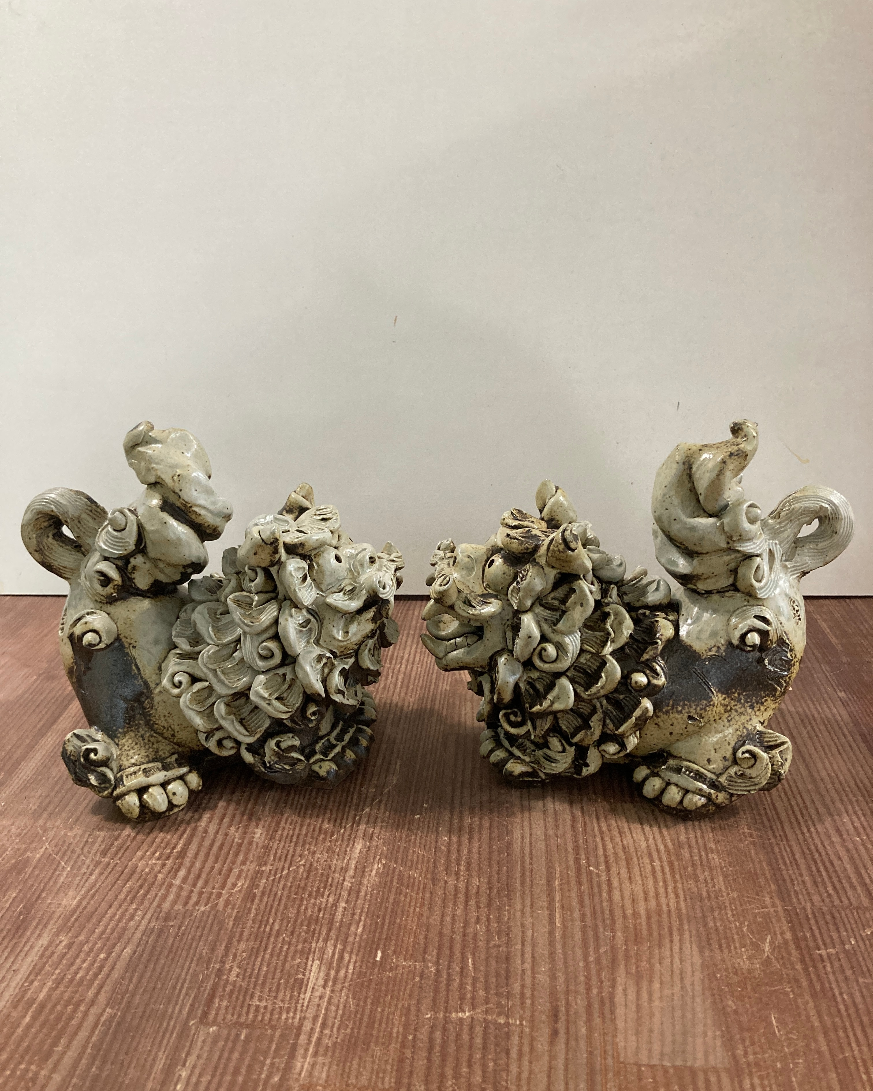 佐久間 栄さん】テブーペアシーサー | 糸満工芸 陶苑