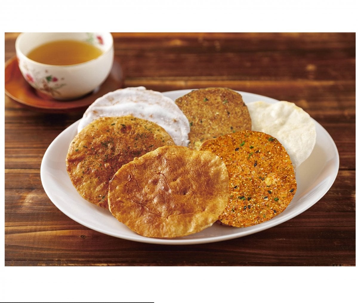 魚沼産コシヒカリの「手焼せんべい魚沼惣五郎」24枚セット（6種類×4枚）/人気の３種類のほか、お好みの３種類を選べます